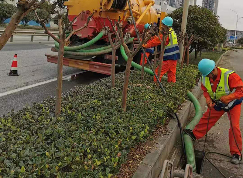 沁水市政管道清淤